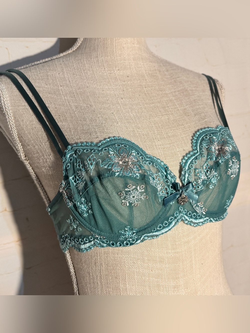 🆕 Lise Charmel CRISTAL DIAMA  Sheer Underwire Bra Teal Aqua Winter Snowflake 32C